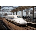 新幹線の博多総合車両所公開、“ドクターイエロー”にも会える1日。
