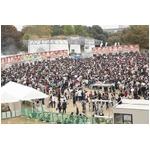 3か所同時に「肉フェス」開催、横須賀会場ではまぐろ料理も登場。