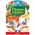 チロルチョコに“ピザ味”爆誕、味に定評ある“チーズ味”とアソートで。