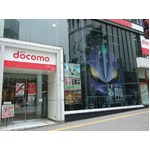 街に出現した“原寸大ヱヴァ”、屋外型広告を都内各地で展開中。