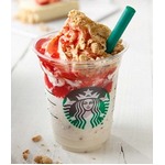 スタバが日本独自の夏フラペ、ストロベリーチーズケーキがモチーフ。