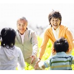 新語“お盆玉”の認知度は？ シニアの今年の予定金額平均は5,690円。