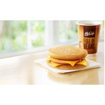 新食感バンズのマックトースト、欧州20国以上で販売のメニューが上陸。