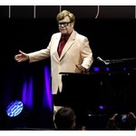 エルトン・ジョンの“眼鏡ブランド事業”が負債7億円以上、大きな財務的損失に直面