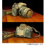 海底発見カメラの持ち主捜し、写真データをヒントにネットの力で解決。