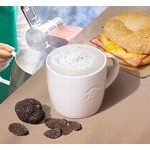 スタバ、バリスタがいれる“ふわふわカプチーノ仕立てのスープ”新登場