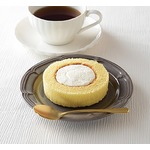 ローソンが「プレミアムロールケーキ」リニューアル、初めて価格も引き下げ