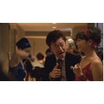 桑田佳祐がドコモ新CMで二役、新曲「涙をぶっとばせ!!」熱唱シーンも。