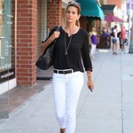 シンディ・クロフォードが激怒、子供が通う高校で発がん性物質発覚。